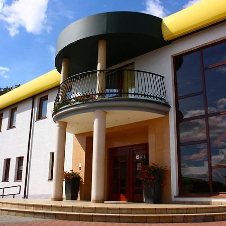 Hotel Malwa Ostrow Wielkopolski Exterior photo